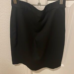 Like new banana republic linen pencil skirt.